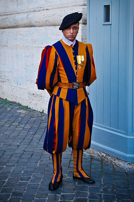 Look de trou de Bâle
